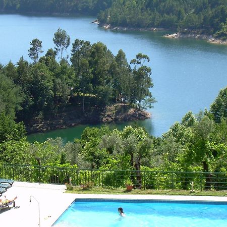 Hotel Lagoa Azul Do Gerês Extérieur photo