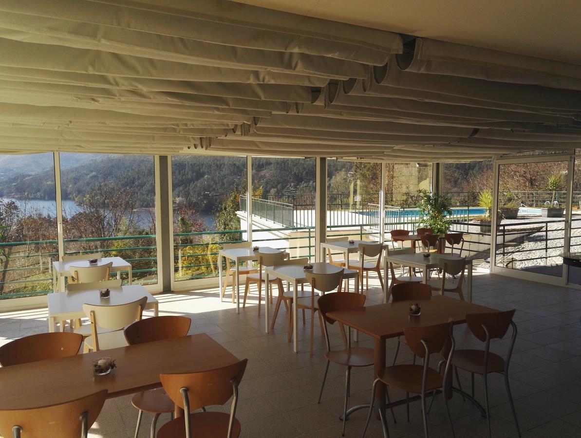 Hotel Lagoa Azul Do Gerês Extérieur photo